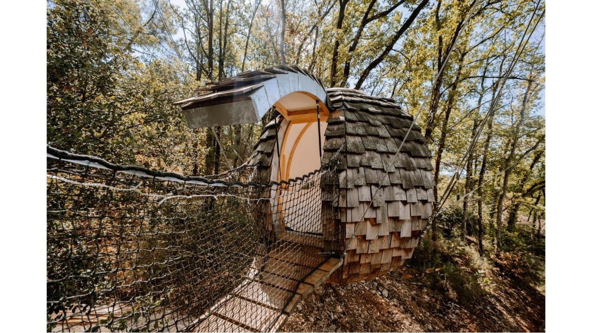 Une passerelle pour accéder à votre nid d'amour